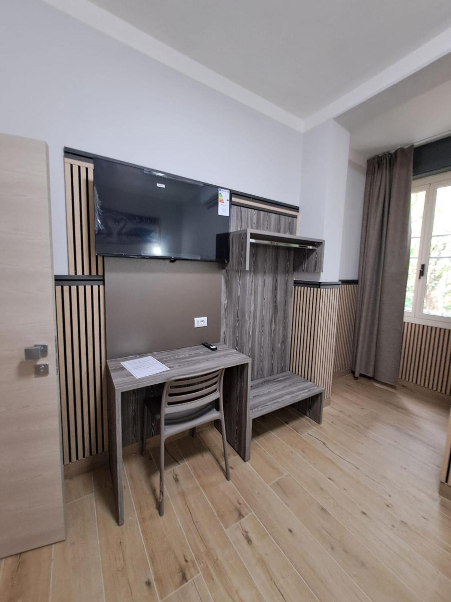 Modena Hotel 3*
